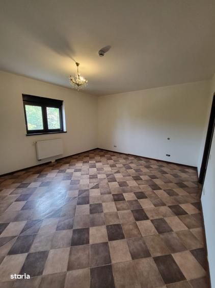 Vilă Spațioasă Tunari | Zonă Centrală | 6 Camere | 5 Băi |