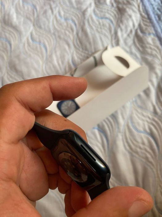 Apple watch 8 41mm sotiladi