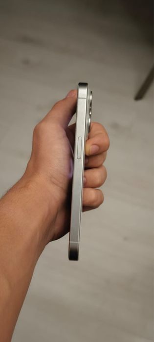 Apple 15 pro sim+esim