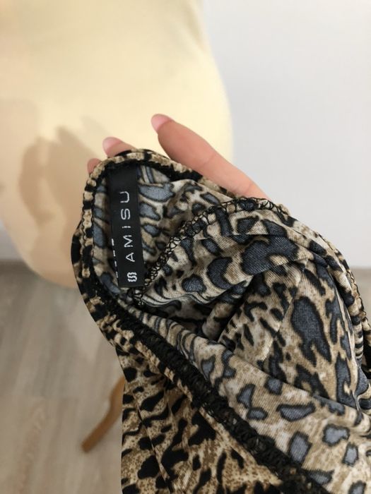 Top animal print, mar. S, New Yorker