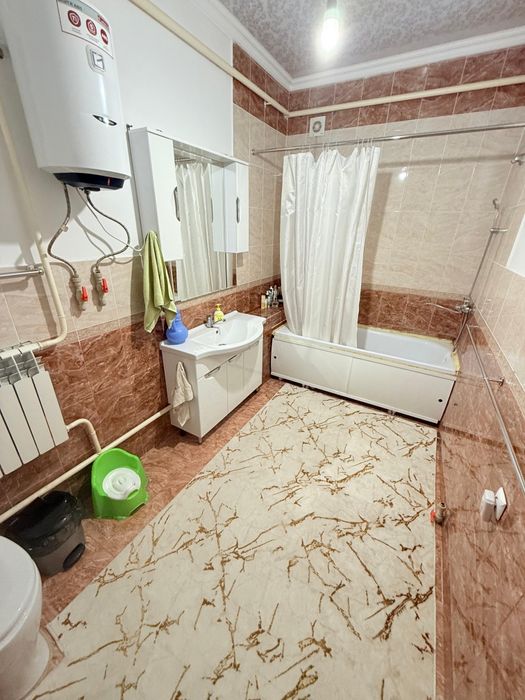 Жеке меншік үлкен үй