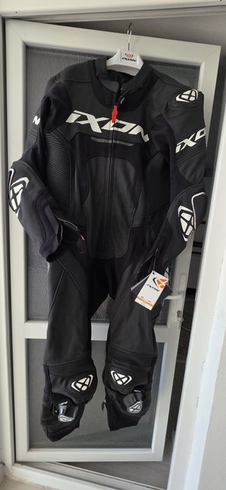 Combinezon moto ixon jackal