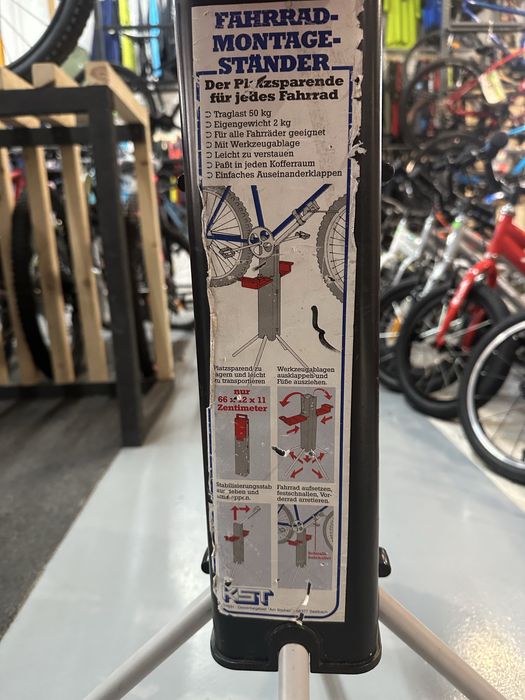 Suport bicicleta pentru mentenanta