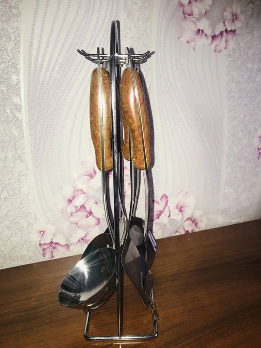 Продам набор кухонных приборов