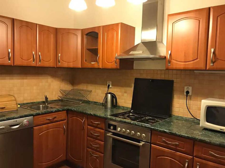 Дава се под наем Едностаен апартамент в Пловдив, Каменица 1 - 40 кв.м за 183.6 € - Снимка #2