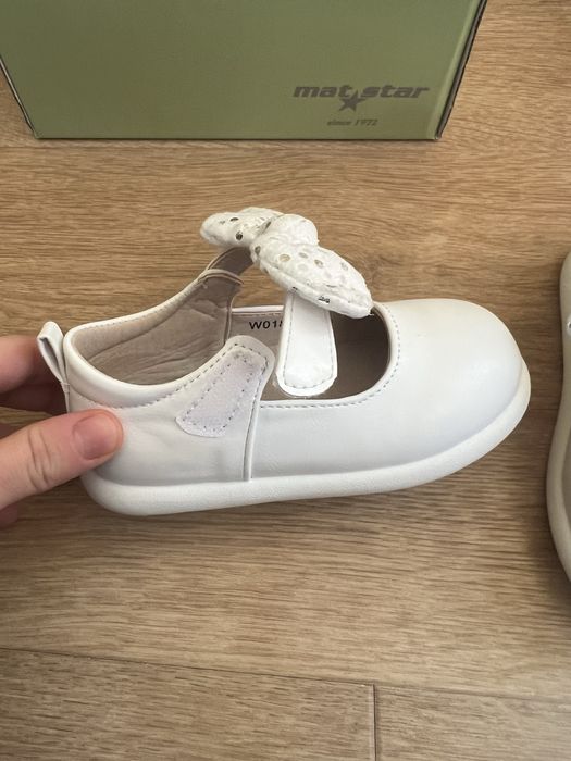 Matstar детски бели обувки/балеринки 25 номер