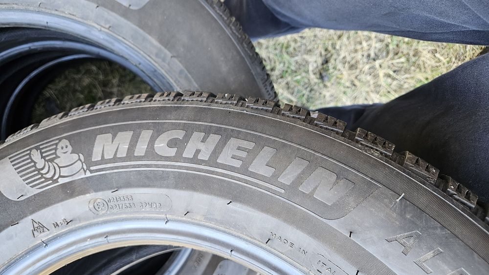 4бр гуми 215 65 16 дот 22 мишелин michelin