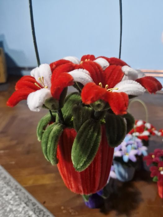 Flori din sârmă plușată un super cadou  de 1 martie 8 martie