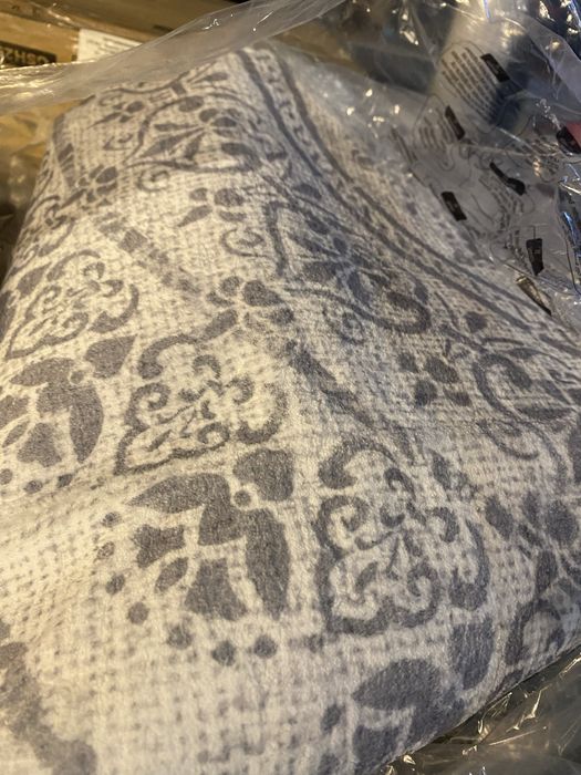 Кръгъл килим с диаметър 120см