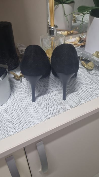 Pantofi noi marimea 36