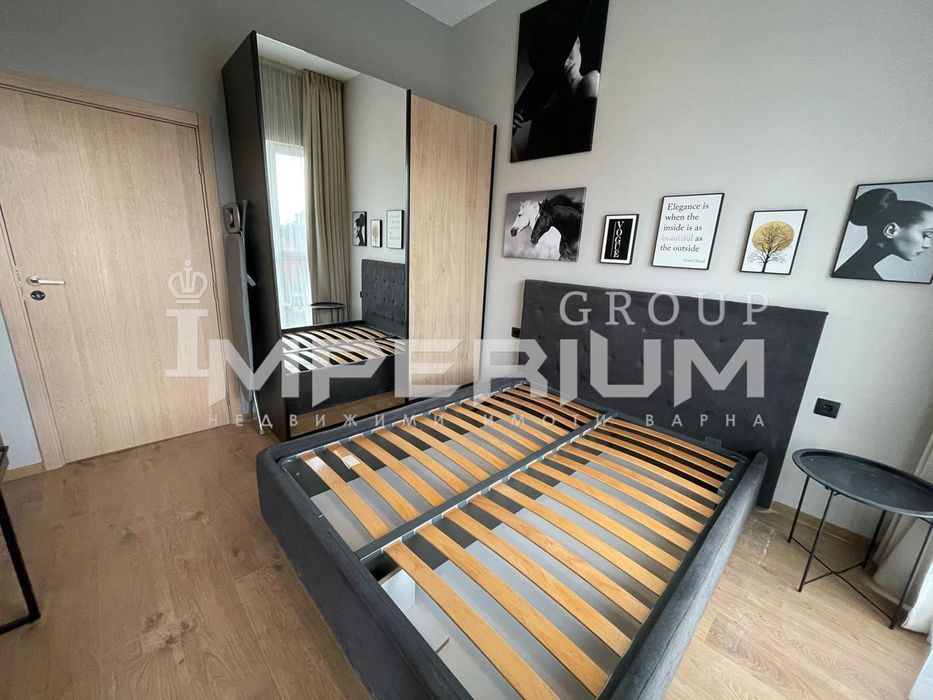 Страхотен апартамент с огромна тераса + ПАРКОМЯСТО в цената, кв. Бриз