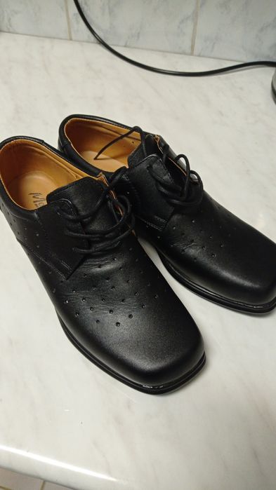 Pantofi dama ,piele naturala masura 39