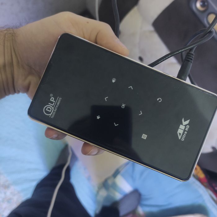 Мини проектор 4K DLP