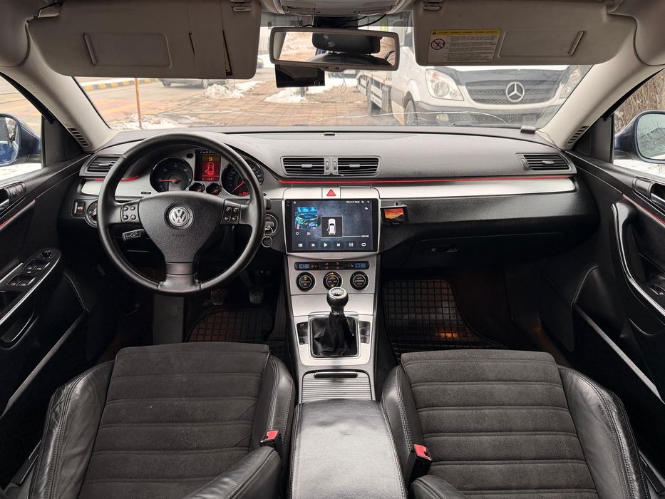 • Volkswagen Passat 2008 - 1.9 Tdi 105 cp / Parc Auto / Rate •••