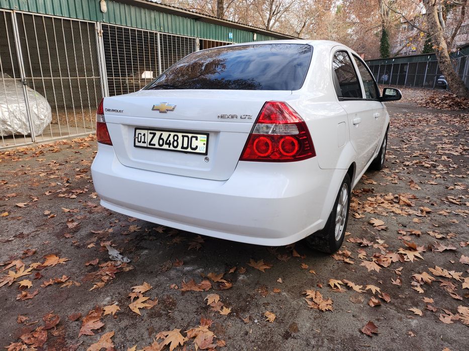 Срочно НЕ дорого NEXIA-3. Автомат. 2017 год.НЕ битая НЕ гнилая. Метан.