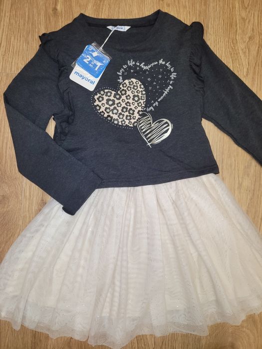 Нова рокля Mayoral, 122см.