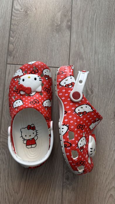 Crocs Hello Kitty Collection, оригинал, размер J3 (24 см)