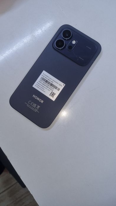 Honor 600 telfoni