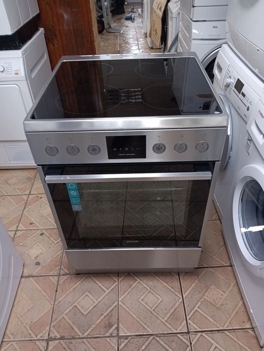 Иноксова свободно стояща печка с керамичен плот Gorenje 2 год.Гаранция
