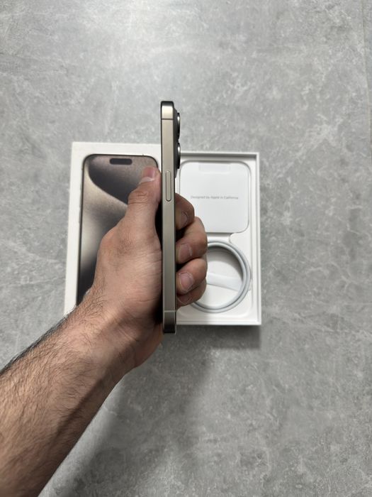 iPhone 15 Pro 256GB Natural Titanium