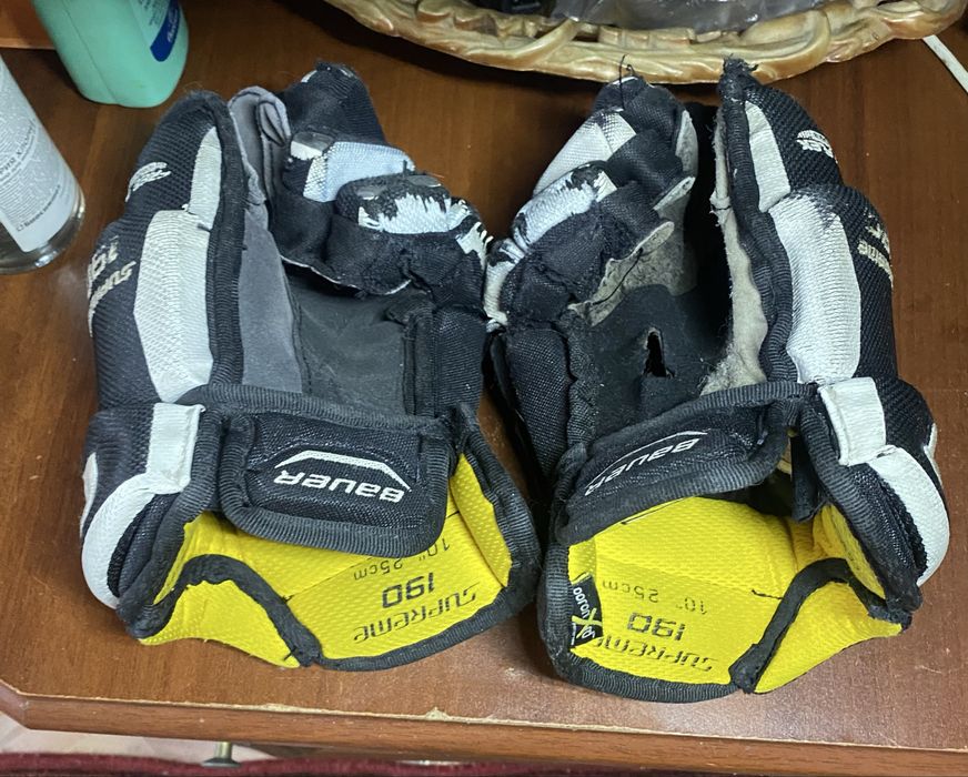 Хоккейные краги BAUER