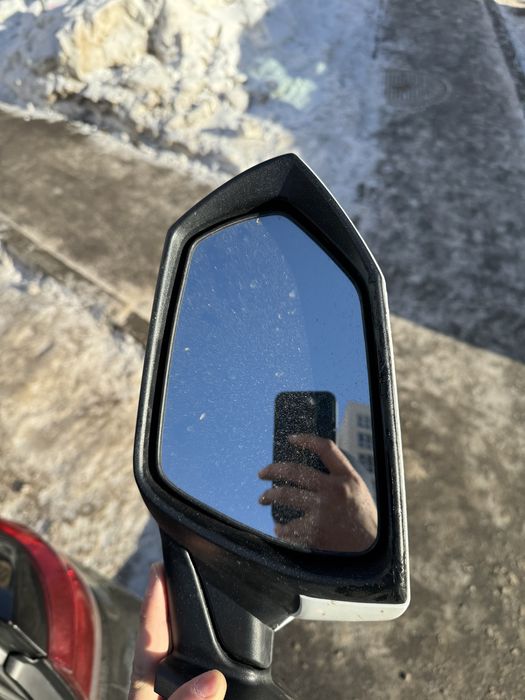 Продам оригинал боковое зеркало элантр 7 кузов и противотуманники