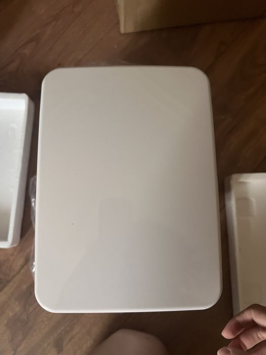 Мини хладилник за козметика 4L