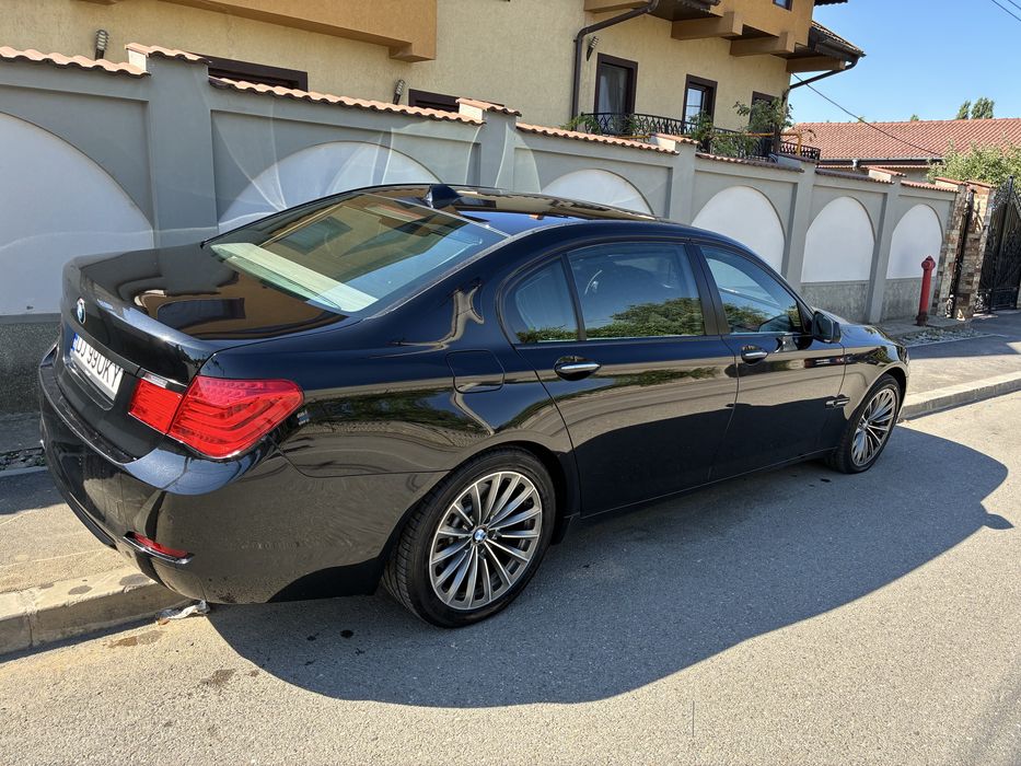 BMW 7 Series 2011 — imagine 2