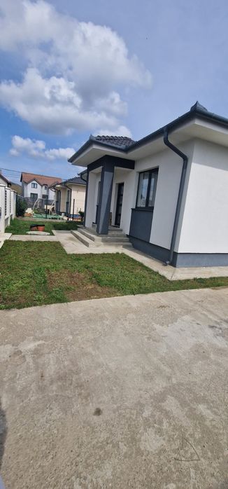 Casa de închiriat , Cartier Tineretului,  Oradea