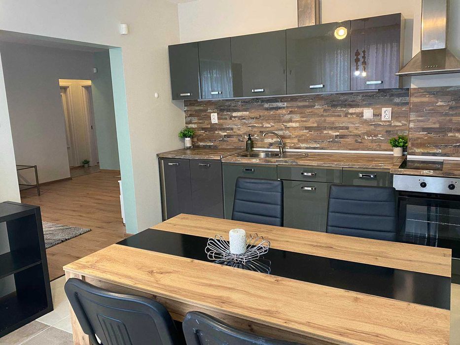 Дава се под наем Тристаен апартамент в София, Малинова долина - 120 кв.м за 797.64 € - Снимка #6