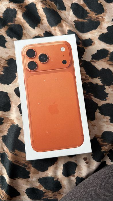 Айфон 17 про мах