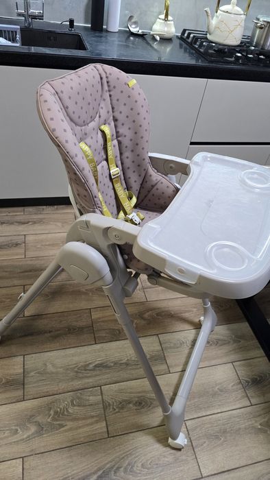 Продам стул для кормления