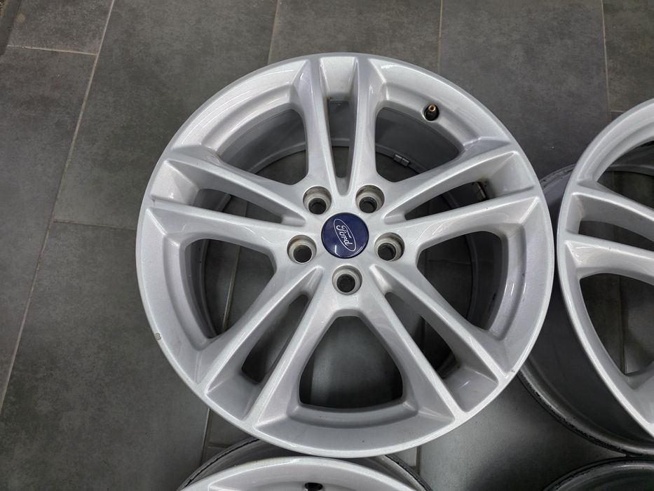 Джанти 17 - Ford Focus, Galaxy, Kuga, Monday, S-Max, Taurus