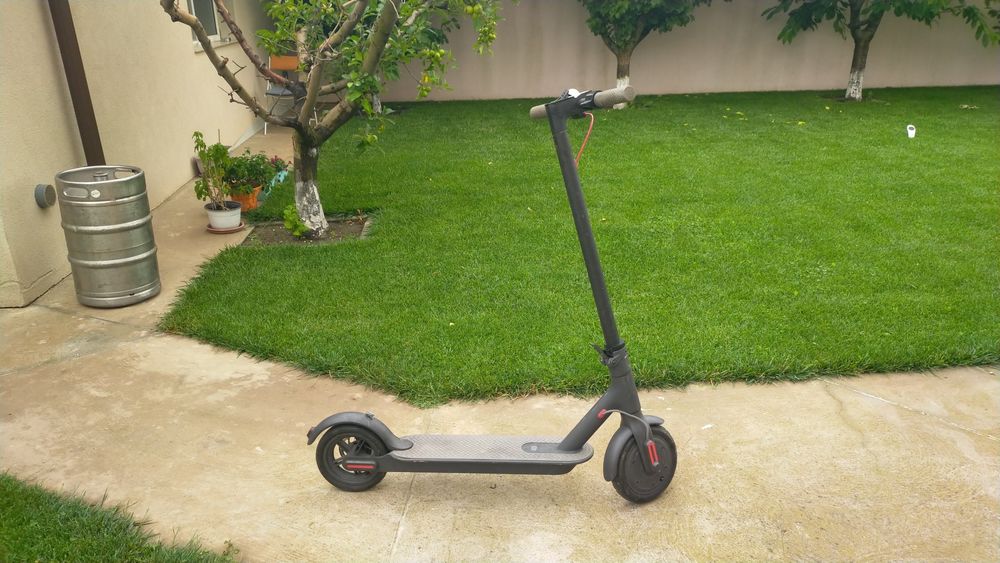 Trotineta Xiaomi m365
