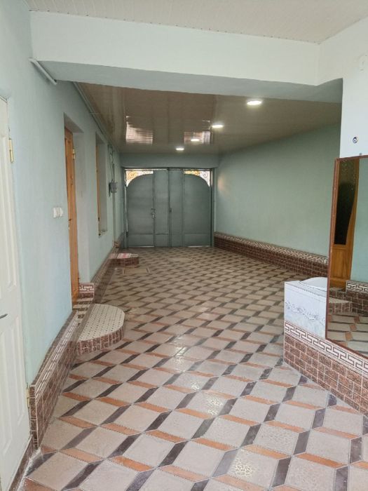 Срочно ховли сотилади