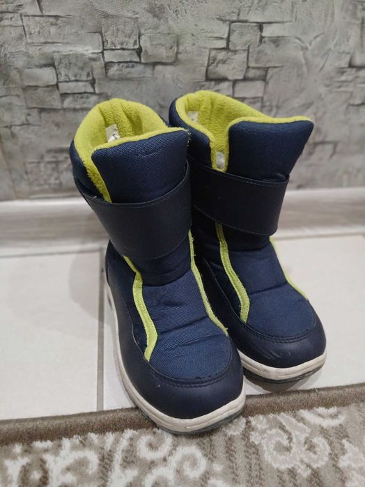 Зимни боти за момче