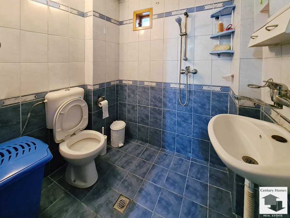 145269 Две къщи в един двор за продажба в гр. Полски Тръмбеш