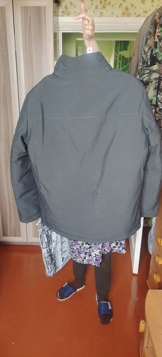 Продам куртку зимнюю