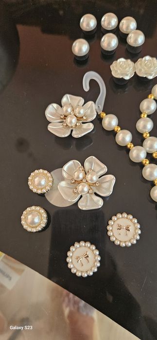 Аксесоари за кроксове