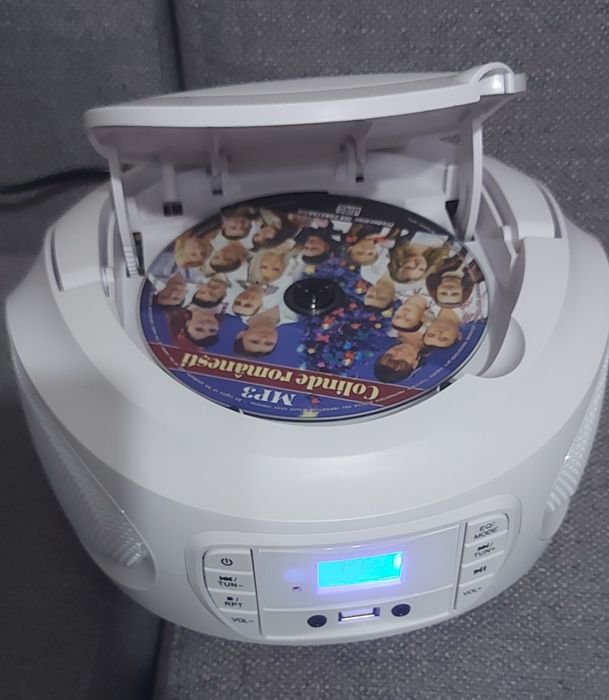 Vind CD  boombox radio