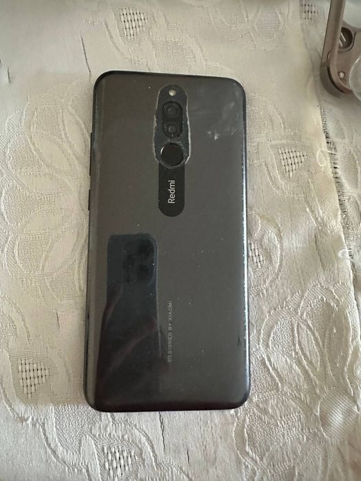 Redmi 8 karobkalariyam bor
