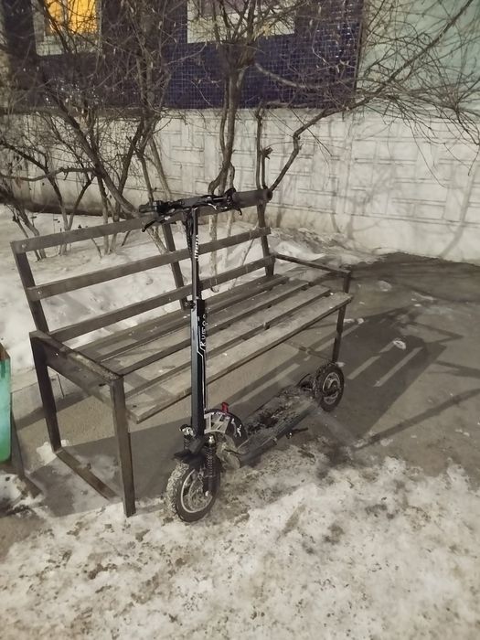 Продам электро самокат  возможен торг или обмен