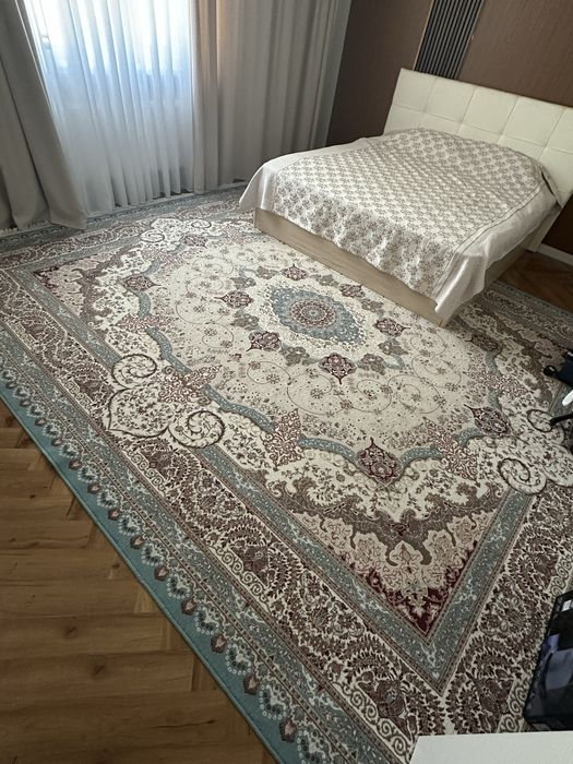 Ковер 3,5*4 в отличном состояний