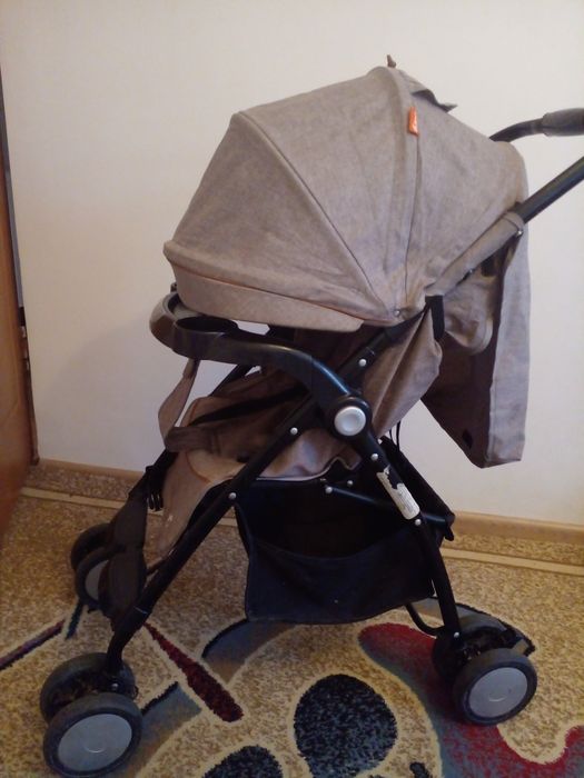 Детская коляска прогулочная