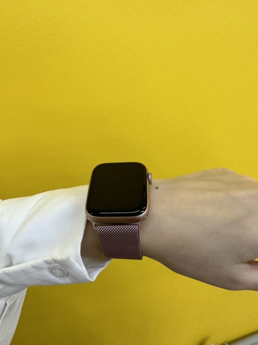 Apple Watch SE 44mm Rose Gold