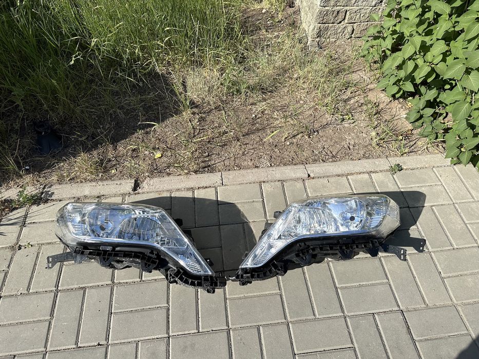 Фары Land Cruiser Prato 150