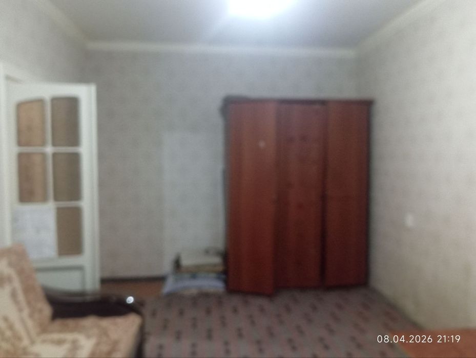 Kvartira srochniy oilaga,bollarga,qizlarga ijaraga beriladi