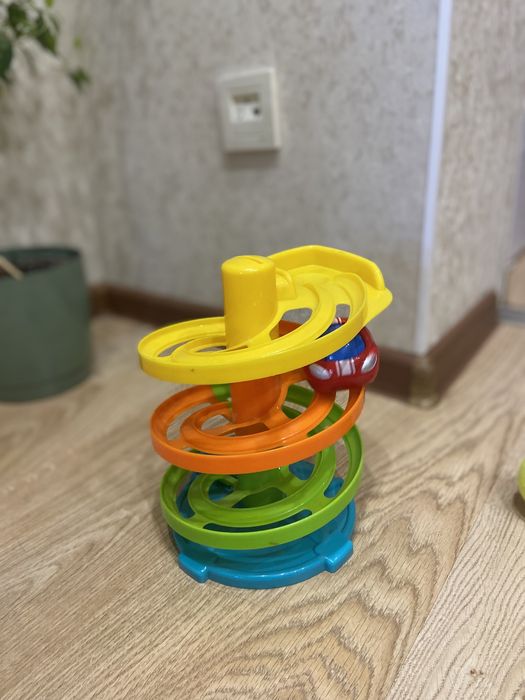 . Трек с машинкой, спираль