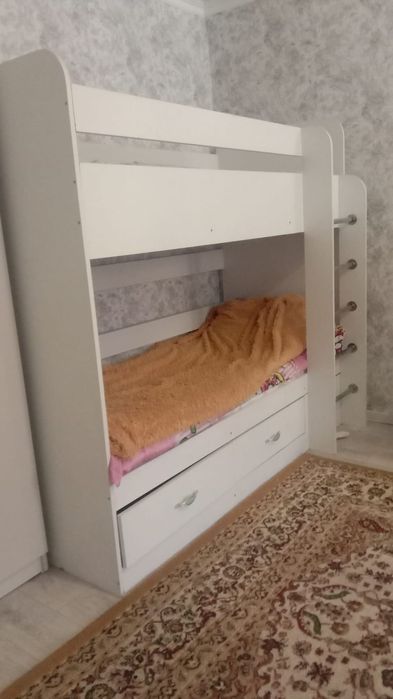 Детская кровать б/у