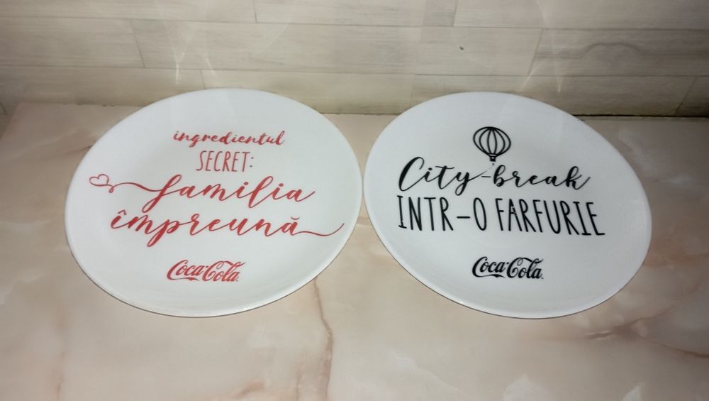 farfurii Coca Cola